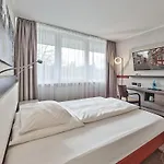 Western Hotel 3*