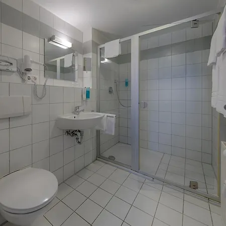 Western 3* Wetzlar