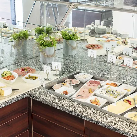 Western فيتسلار