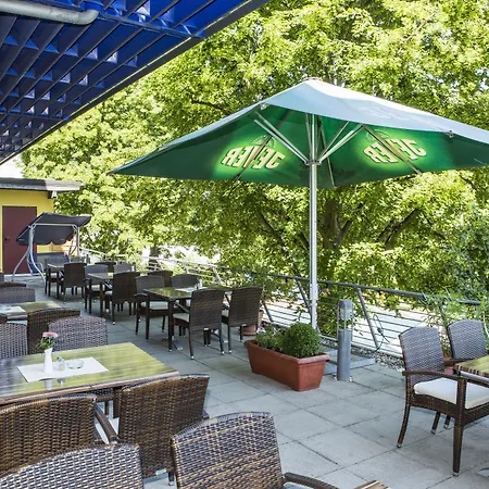 Western 3* فيتسلار