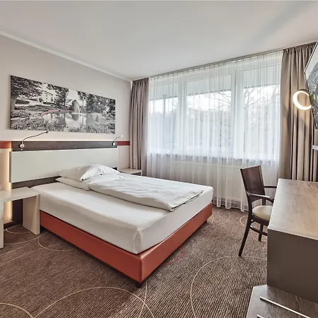 Western Hotel 3*